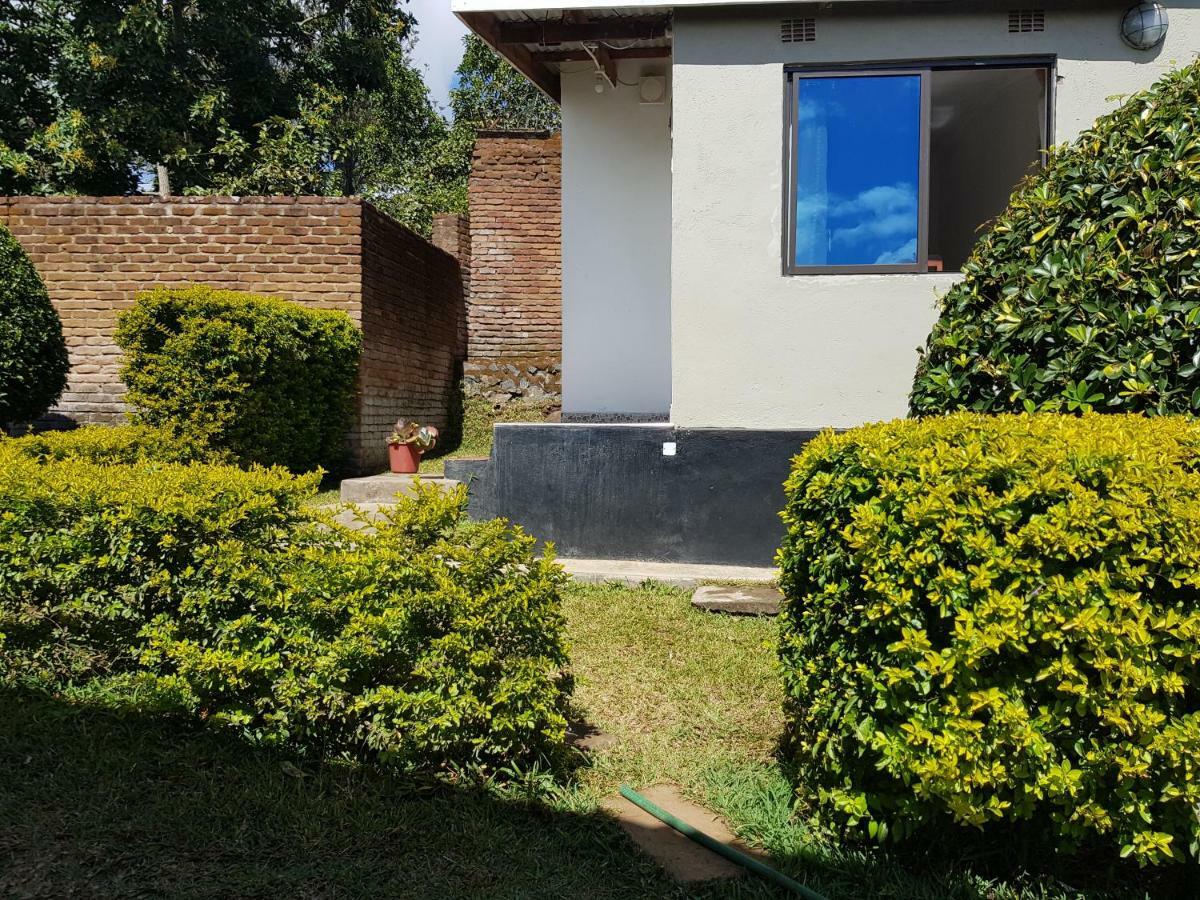 Chinyonga Guesthouse Limbe Bagian luar foto